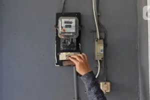 Proses penganggaran seperti ini jadi alasan pemerintah alihkan diskon listrik ke subsidi upah (BSU)