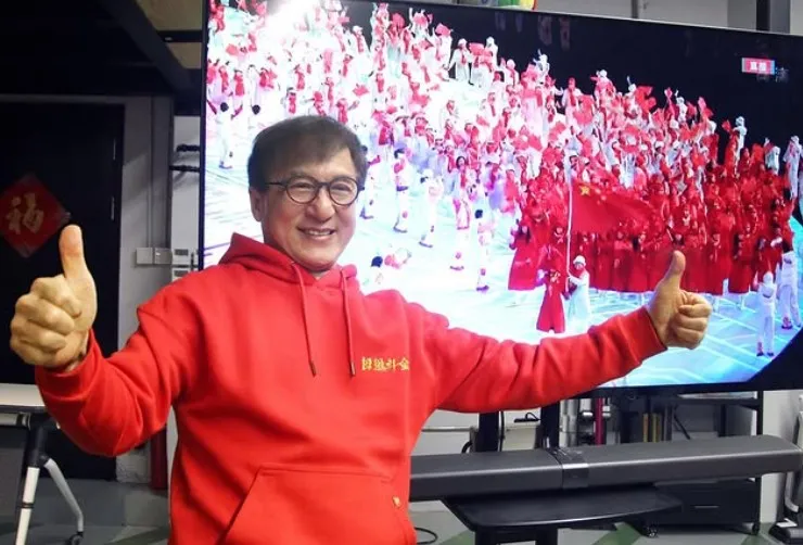 terungkap latar belakang keluarga Jackie Chan © Instagram terungkap latar belakang keluarga Jackie Chan © Instagram