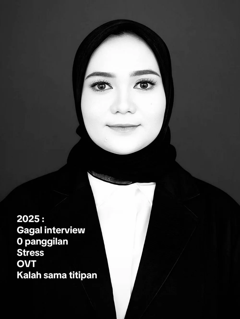 Wanita sarjana pendidikan ngeluh susah cari kerja © TikTok Wanita sarjana pendidikan ngeluh susah cari kerja © TikTok