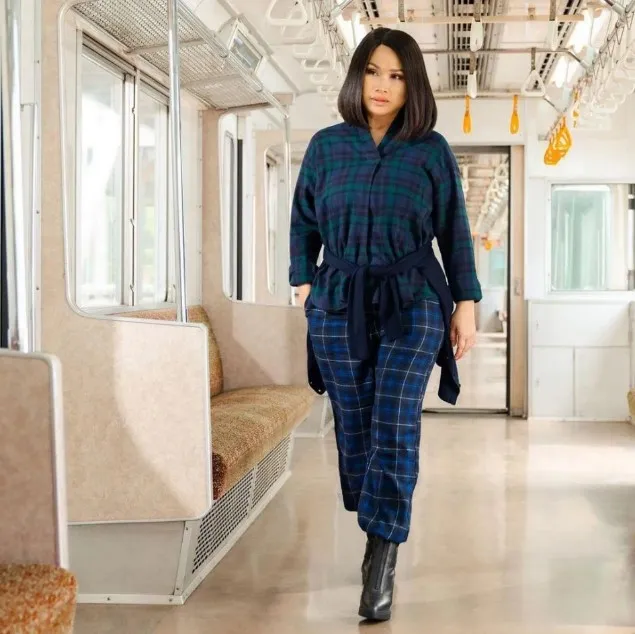 Eks peserta Miss World 1983 kini diva Indonesia © berbagai sumber