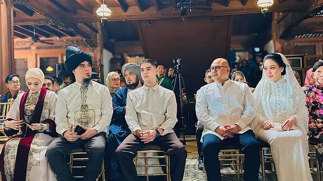 anak Mulan Jameela salim dengan Maia © berbagai sumber