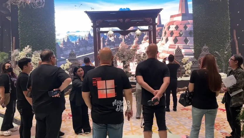 penampakan dekorasi ngunduh mantu Al © YouTube