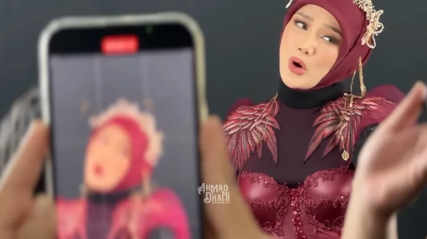 persiapan Mulan Jameela nyanyi di ngunduh mantu © YouTube
