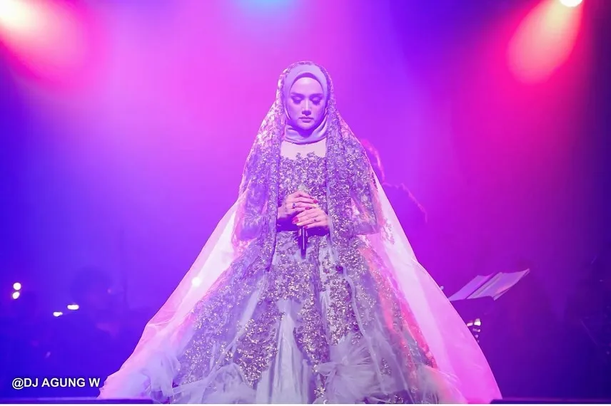 karya ikonik desainer Hengki Kawilarang © Instagram