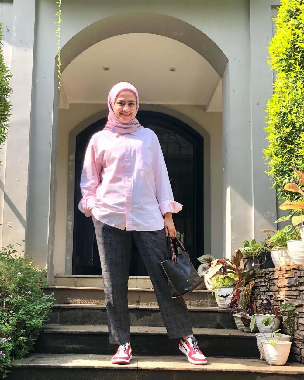 Ratna mantan pacar Bang Ojak © Instagram