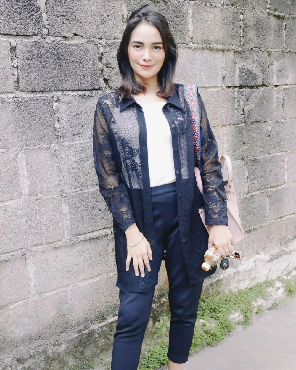 Pemeran Munaroh di TOP kini bikin pangling © berbagai sumber Pemeran Munaroh di TOP kini bikin pangling © berbagai sumber