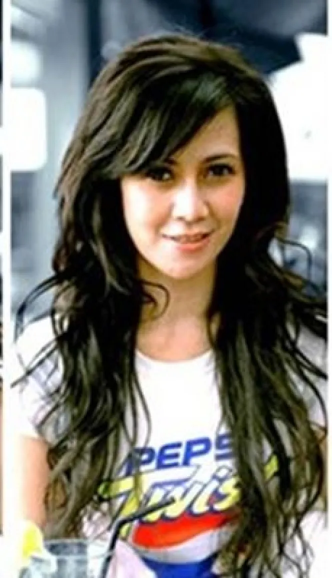 gaya stylish masa muda ibu pesinetron © instagram gaya stylish masa muda ibu pesinetron © instagram