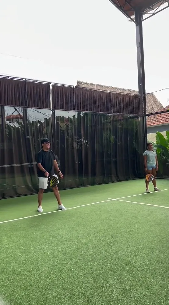 Andre Taulany ajak anak-anak liburan ke Bali © Instagram