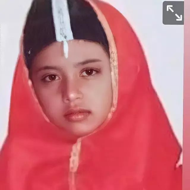 potret lawas seleb saat sekolah berhijab © berbagai sumber potret lawas seleb saat sekolah berhijab © berbagai sumber