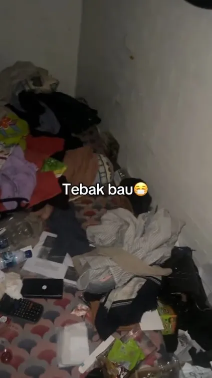 kondisi kamar kos dalamnya jorok pol © TikTok kondisi kamar kos dalamnya jorok pol © TikTok