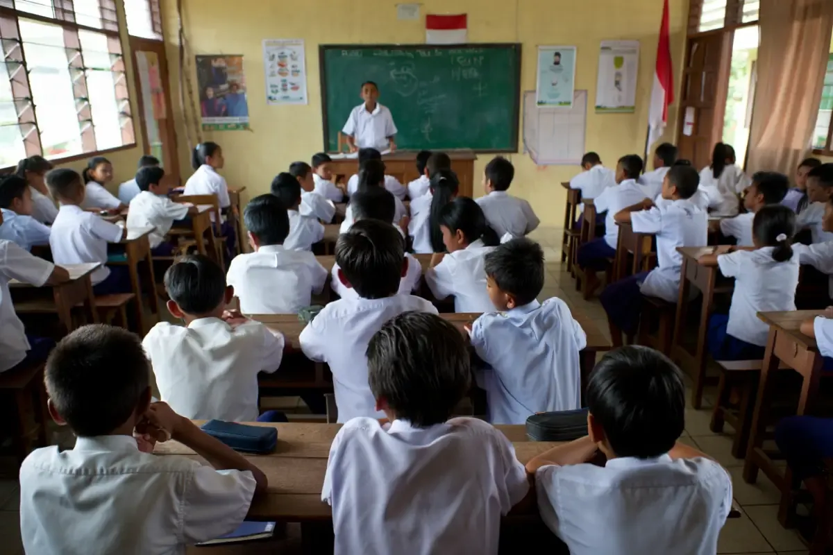 Kata ganti orang: Pengertian, jenis, dan 50 contoh kalimat yang mudah dipahami