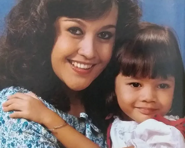 Model iklan motor mertua vokalis rock © Instagram