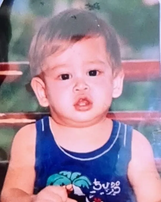 Rangga Azof masa kecil berbagai sumber Rangga Azof masa kecil berbagai sumber