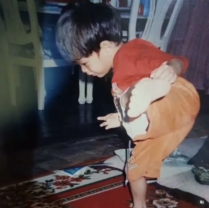 Rangga Azof masa kecil berbagai sumber Rangga Azof masa kecil berbagai sumber