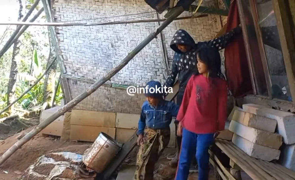 gubuk reyot di Garut dihuni 3 keluarga © berbagai sumber