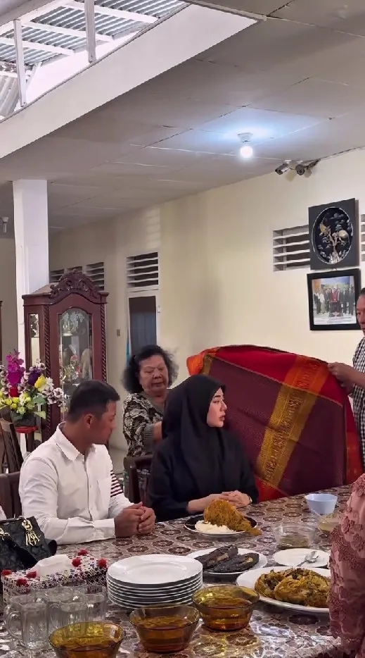 Clara Shinta diulosi jelang nikah © Instagram Clara Shinta diulosi jelang nikah © Instagram