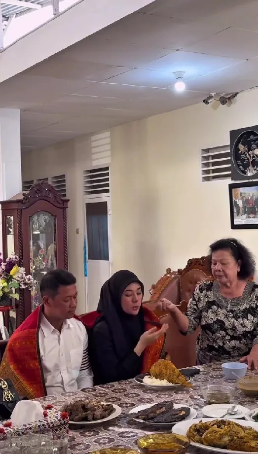 Clara Shinta diulosi jelang nikah © Instagram Clara Shinta diulosi jelang nikah © Instagram