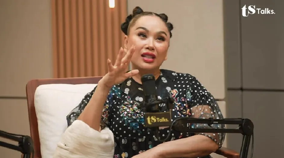 riders Titi DJ sebelum manggung © berbagai sumber riders Titi DJ sebelum manggung © berbagai sumber