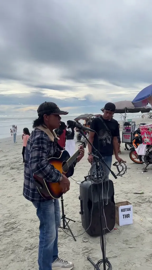 Junaidi eks finalis Indonesian Idol 2025 © 2025 brilio.net