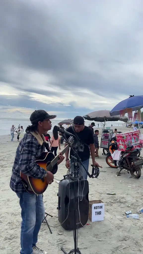 Junaidi eks finalis Indonesian Idol 2025 © 2025 brilio.net