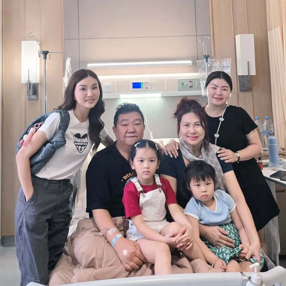 Kenangan Sarwendah bersama mendiang ayah © 2025 brilio.net