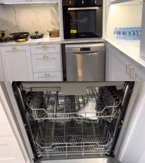 dapur Angel Lelga kulkasnya canggih © YouTube