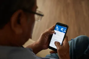 100 Gombalan bapak-bapak Facebook yang maut banget, receh tapi bikin baper