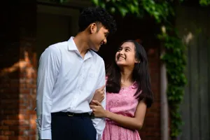 100 Gombalan maut bahasa Inggris paling gokil 2025, bikin senyum gebetan nggak hilang