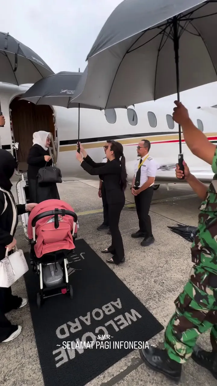 Syahrini dan Raino Barack pulang ke Indonesia © 2025 Instagram