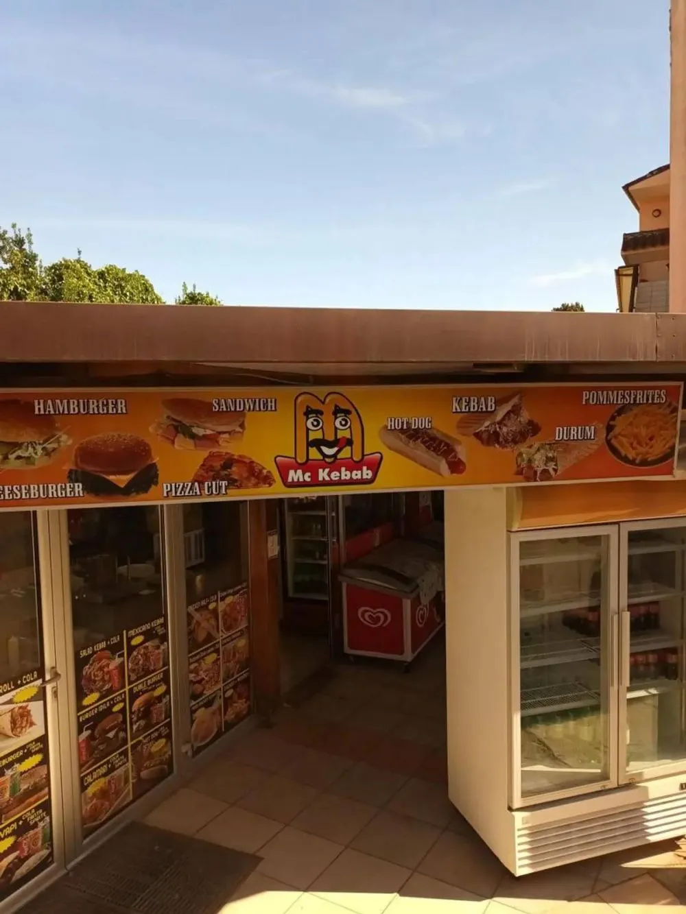 tulisan kebab © 2025 berbagai sumber