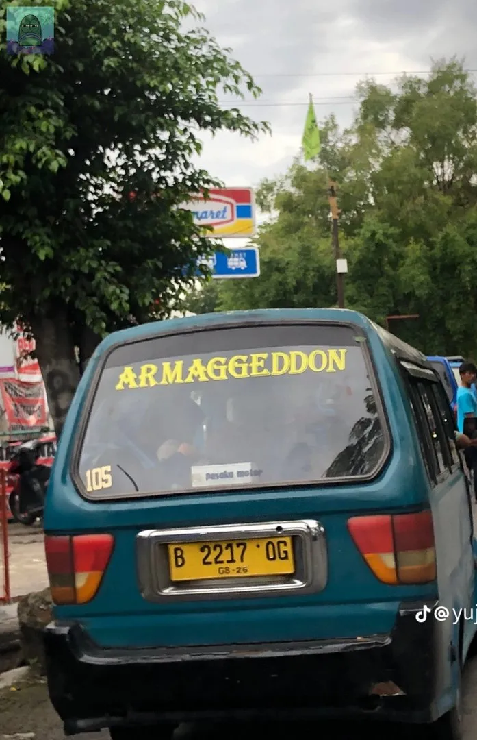 trayek angkot lucu dan unik © 2025 berbagai sumber