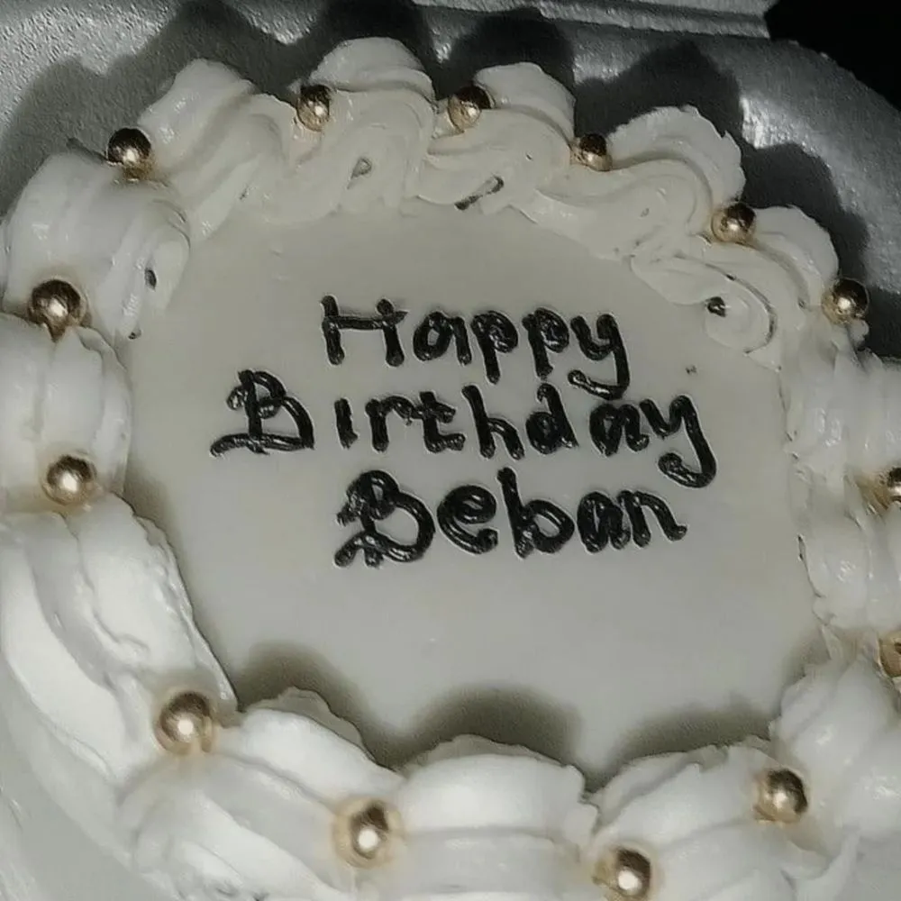 ucapan ultah lucu di kue © 2025 Instagram ucapan ultah lucu di kue © 2025 Instagram