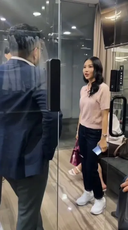 Sarwendah dan Giorgio kompak fitting baju © Instagram Sarwendah dan Giorgio kompak fitting baju © Instagram