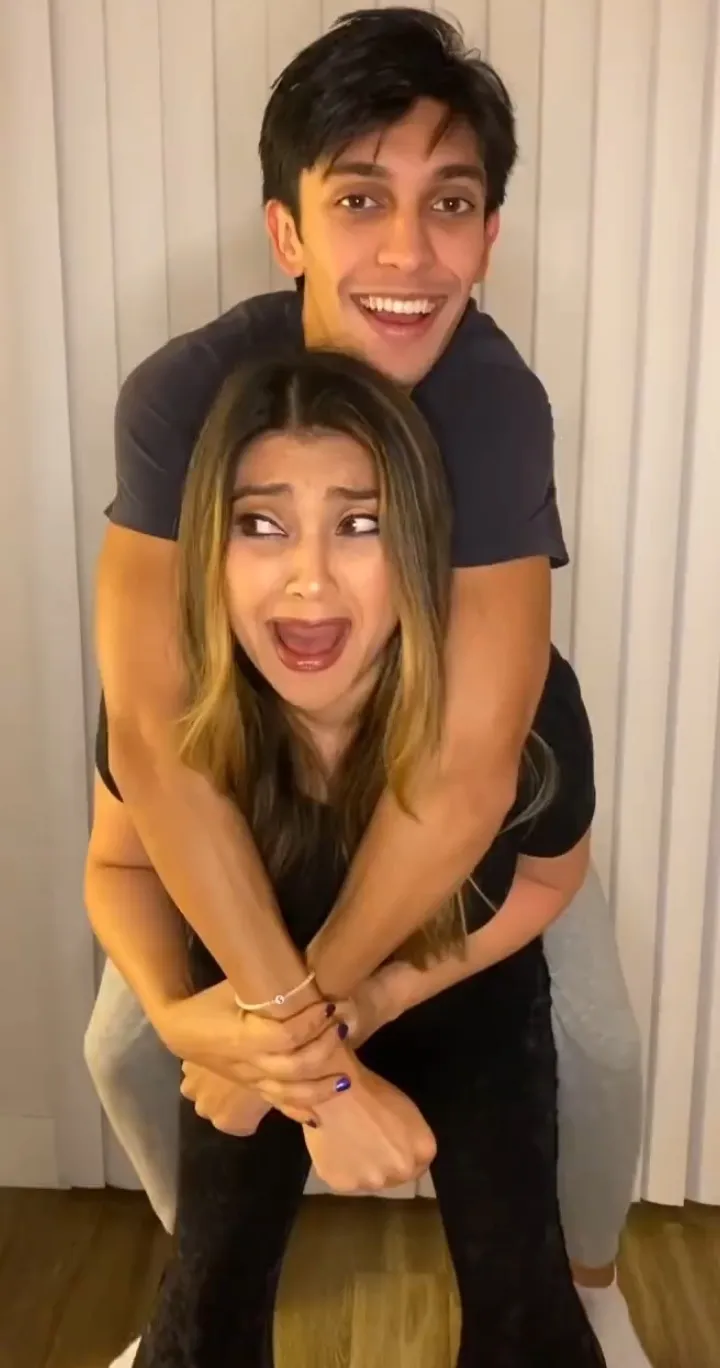 potret Sarah Azhari dan Albany Ray Instagram potret Sarah Azhari dan Albany Ray Instagram