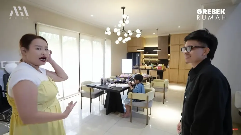 Biaya sewa rumah Pinkan Mambo 2,5 juta per harinya © 2025 Instagram