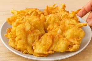 Trik bikin bakwan udang renyah seharian, nggak perlu pakai baking soda