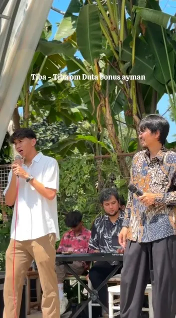 Duta SO7 rela panas-panasan nyanyi © TikTok
