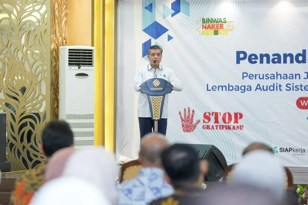 SIAPkerja Kemnaker © 2025 Kemnaker.go.id SIAPkerja Kemnaker © 2025 Kemnaker.go.id