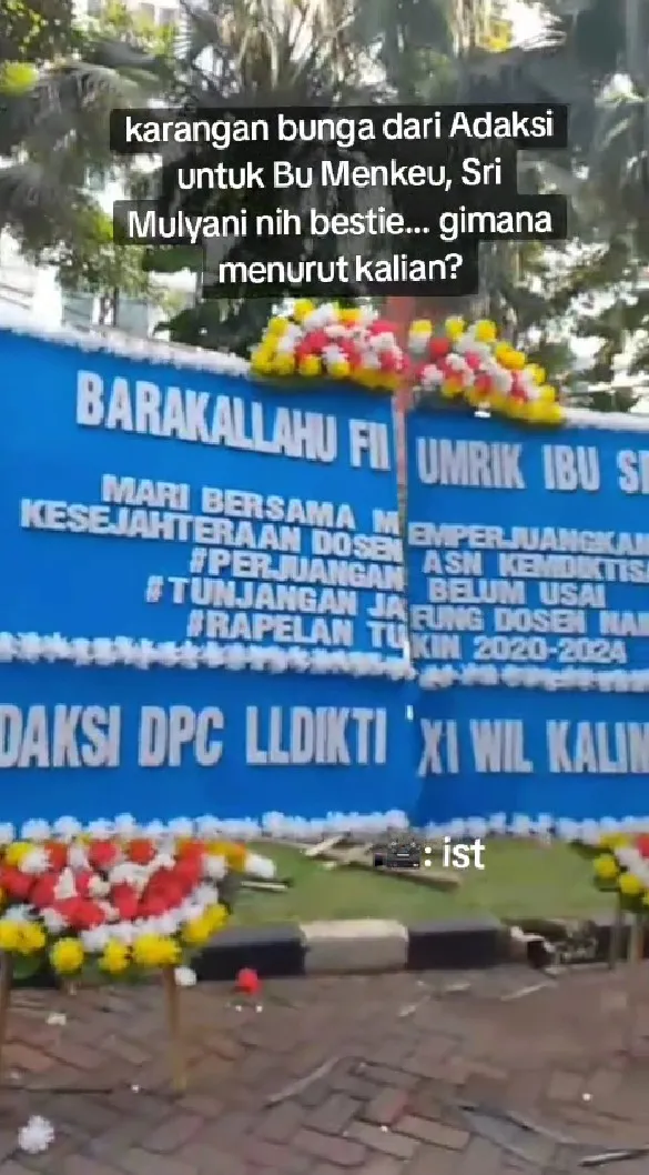 Sri Mulyani dapat karangan bunga protes © TikTok