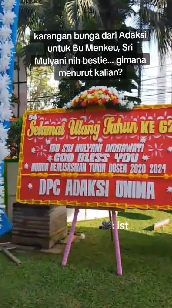 Sri Mulyani dapat karangan bunga protes © TikTok