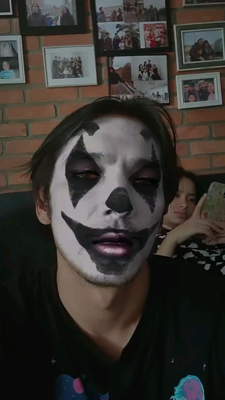 Abimana dan Satine Zaneta © Instagram