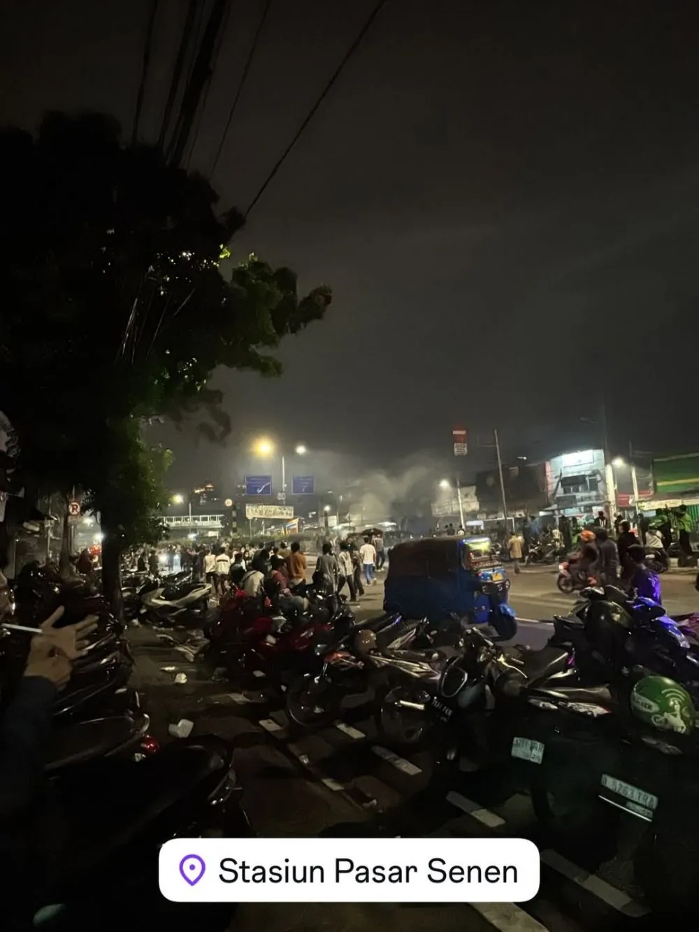 Young Lex buka posko medis untuk pendemo © 2025 Instagram