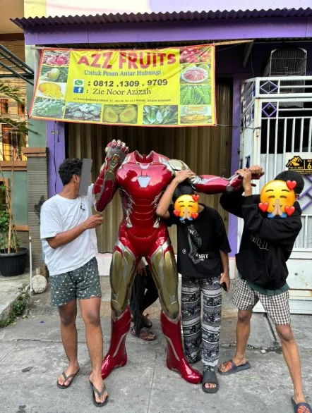 barang diduga jarahan dari rumah Ahmad Sahroni © X barang diduga jarahan dari rumah Ahmad Sahroni © X