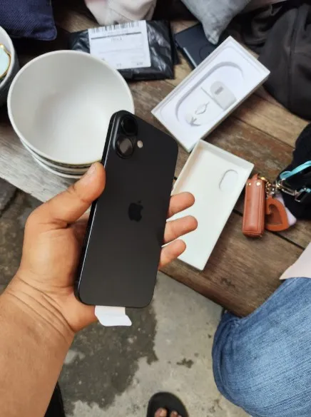 barang diduga jarahan dari rumah Ahmad Sahroni © X barang diduga jarahan dari rumah Ahmad Sahroni © X