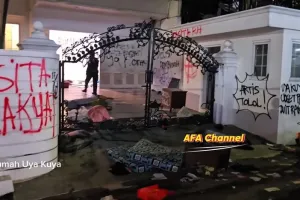 Tangkap belasan diduga pelaku penjarahan rumah Uya Kuya, Polisi: Didominasi warga sekitar