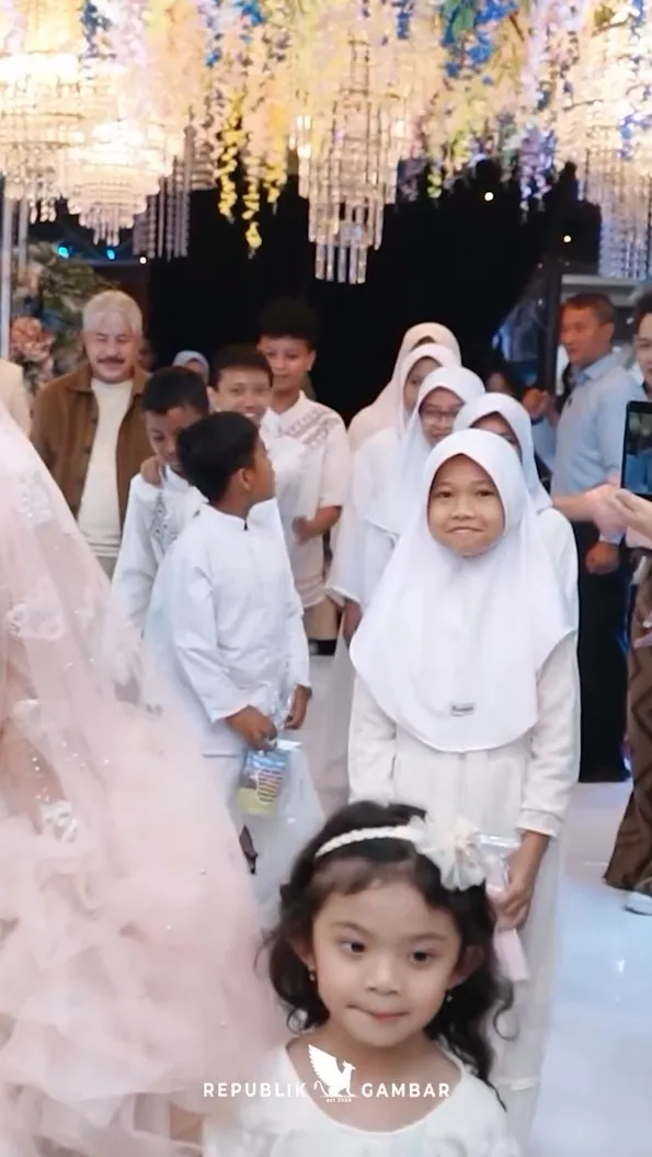 Paramita Rusady ulang tahun ke 59 © Instagram Paramita Rusady ulang tahun ke 59 © Instagram