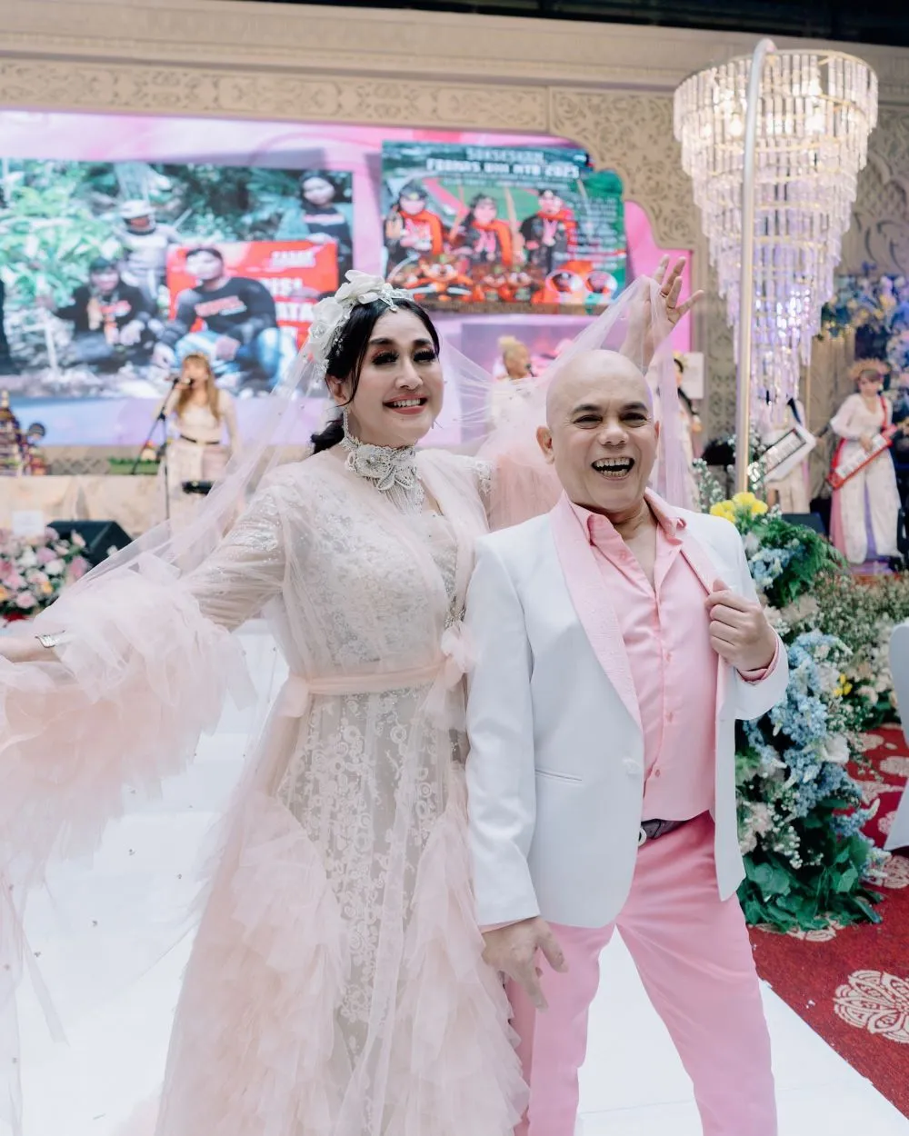 Paramita Rusady ulang tahun ke 59 © Instagram Paramita Rusady ulang tahun ke 59 © Instagram