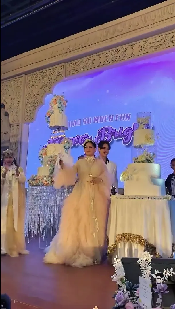 Paramita Rusady ulang tahun ke 59 © Instagram Paramita Rusady ulang tahun ke 59 © Instagram