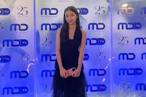 Jadi juara pertama Gadis Sampul, ini 8 potret terbaru Sydney Azkassyah Yusuf putri Cut Tari yang manis