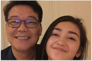 Jarang terekspos, begini 8 potret Ranty Maria bareng ayah berdarah Korea